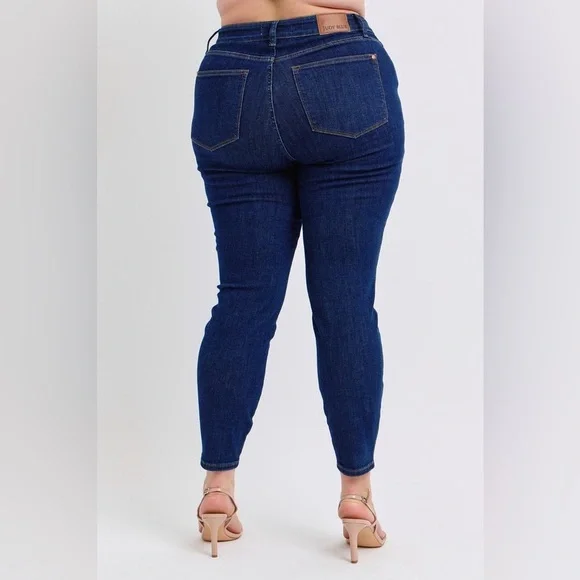 Judy Blue Full Size Mid Rise Tummy Control Classic Skinny Jeans Plus Size